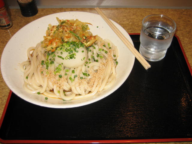 大田のひるごはん(2)[讃岐うどんを食らう！]