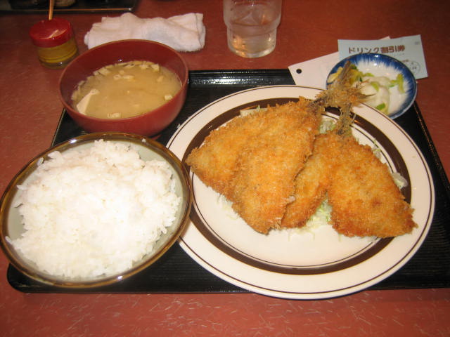 大田のひるごはん(8)「老舗の魚がし食堂」