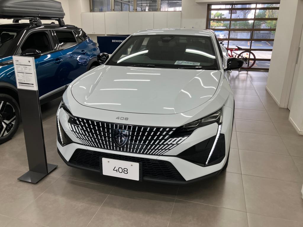 プジョーHYBRIDご試乗できます！