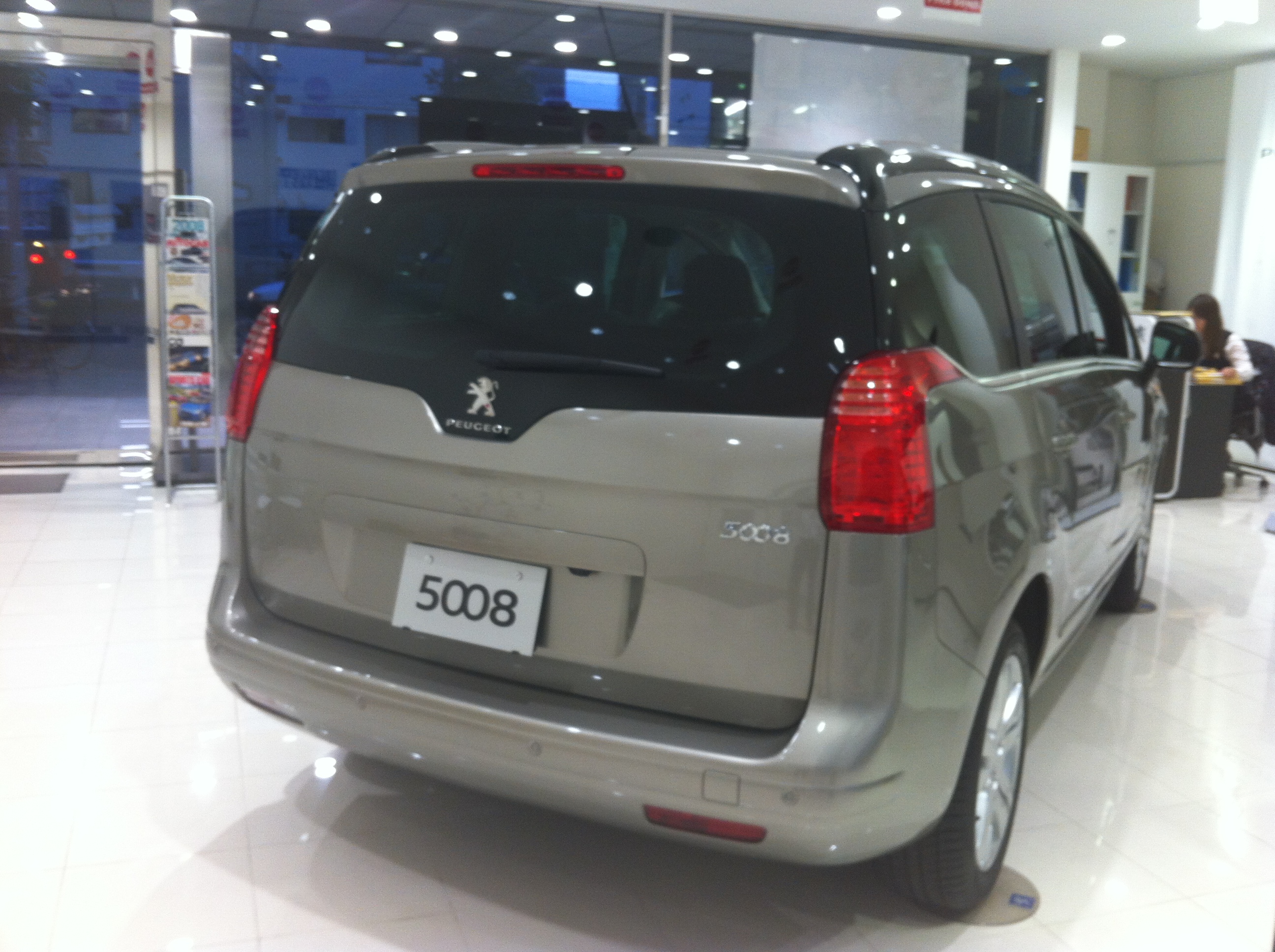 お買得車情報「5008　Cielo」