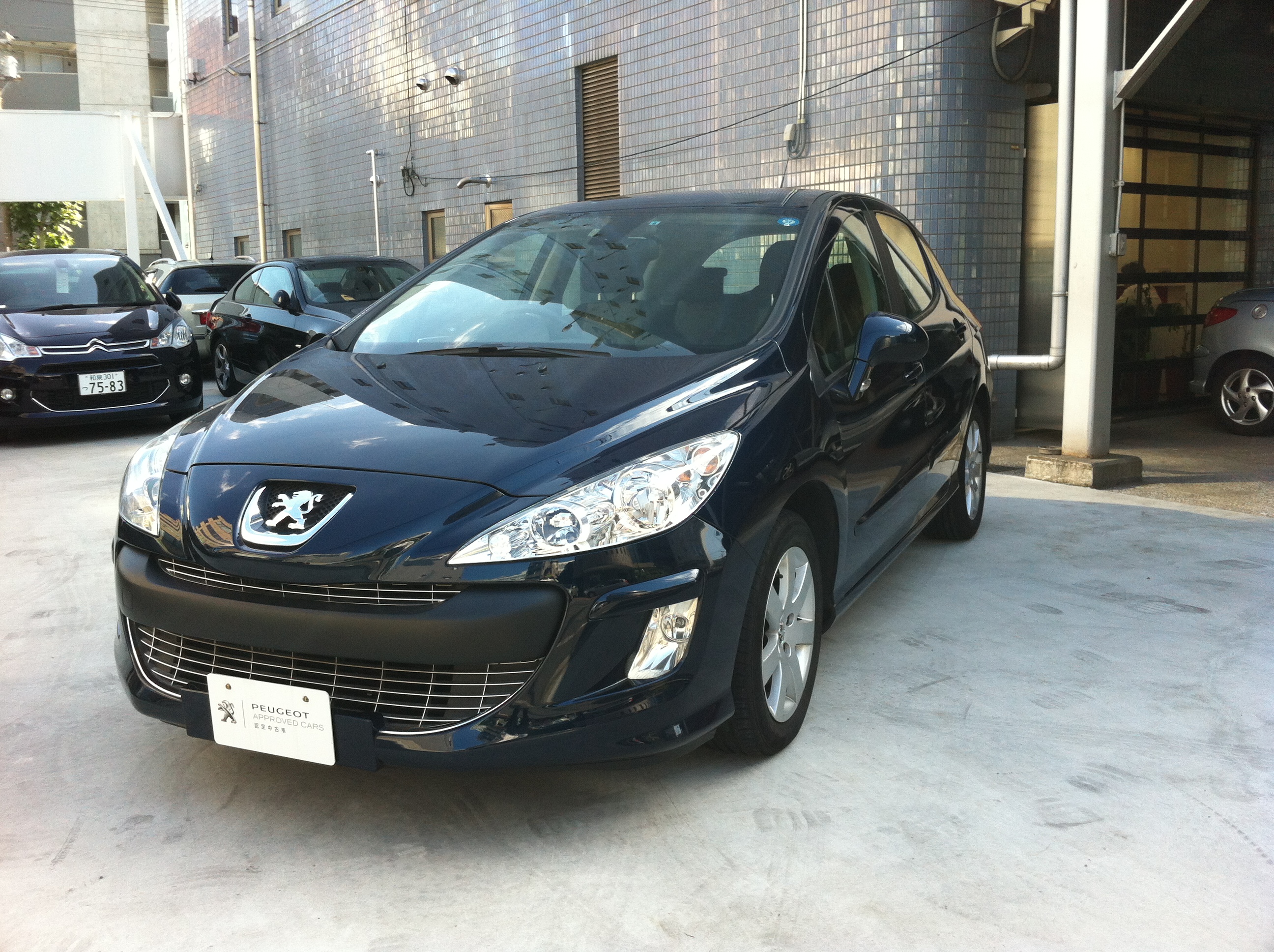特選お買得車情報「308Premium」