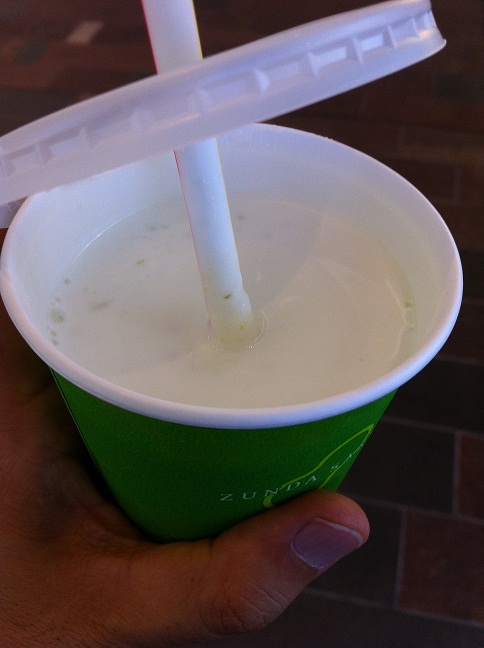 プジョーに乗ってでかけよう「ずんだ茶寮」