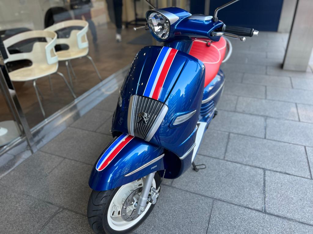 PEUGEOT バイク🏍💙